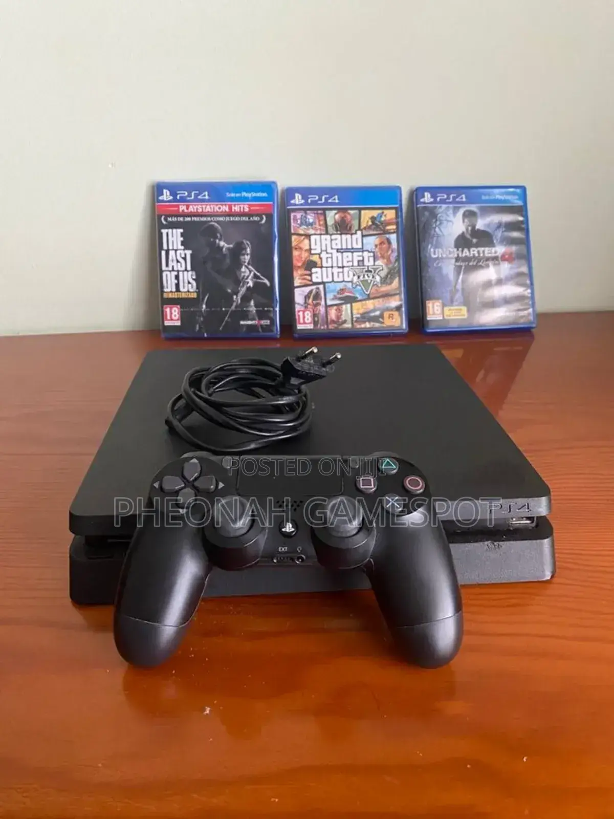 Playstation 4 Slim, 1tb Storage, 20 Games and 2 Controllers