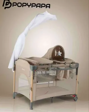 Photo - 3 in 1 Baby Foldable Bassinet