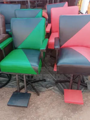 Barbers Chairs High Quality for Saloon