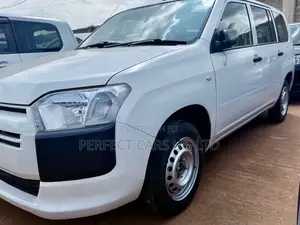 Toyota Probox 1.5 F 4WD 2016 White