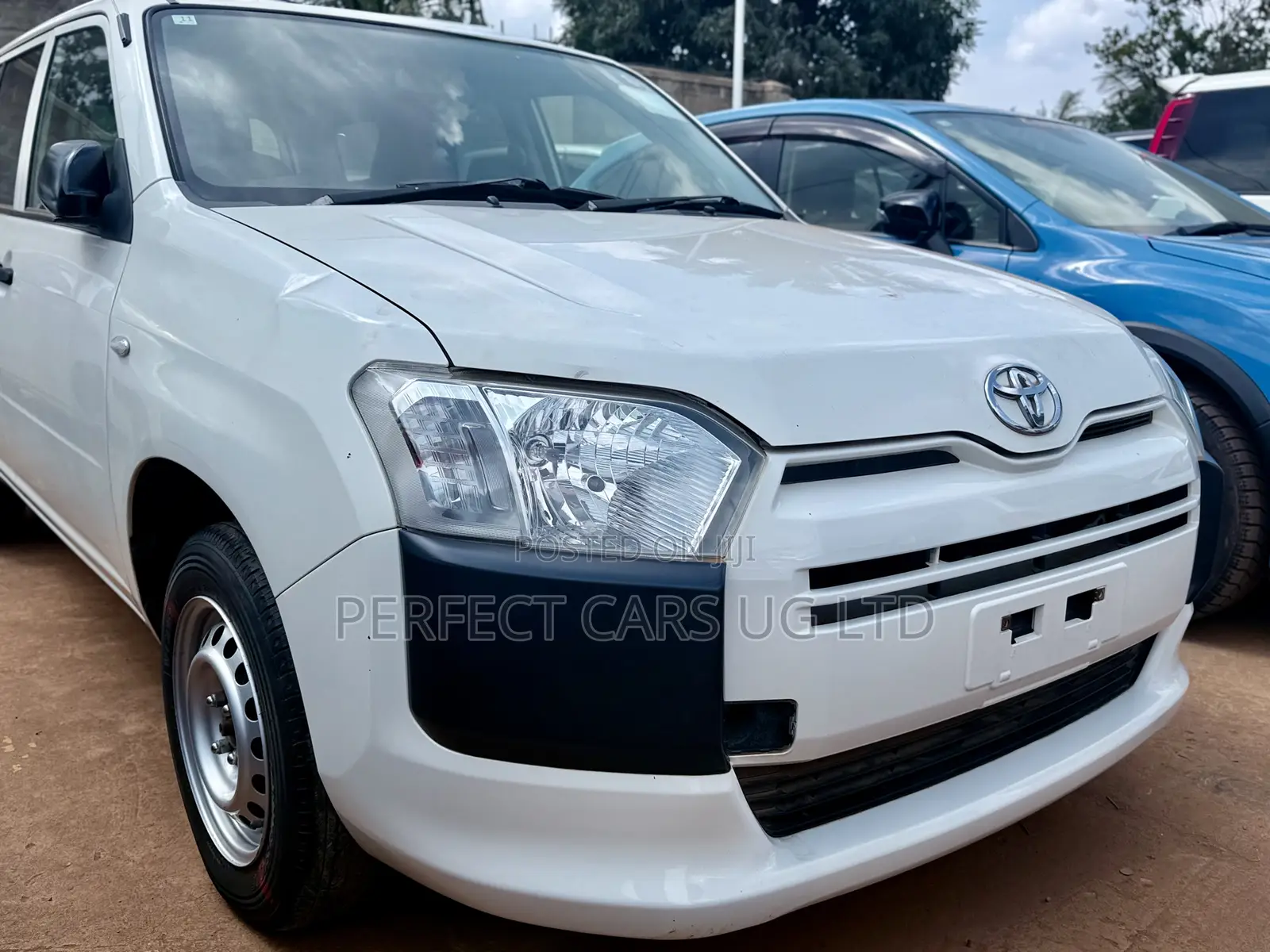Toyota Probox 1.5 F 4WD 2016 White