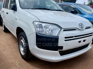 Toyota Probox 1.5 F 4WD 2016 White