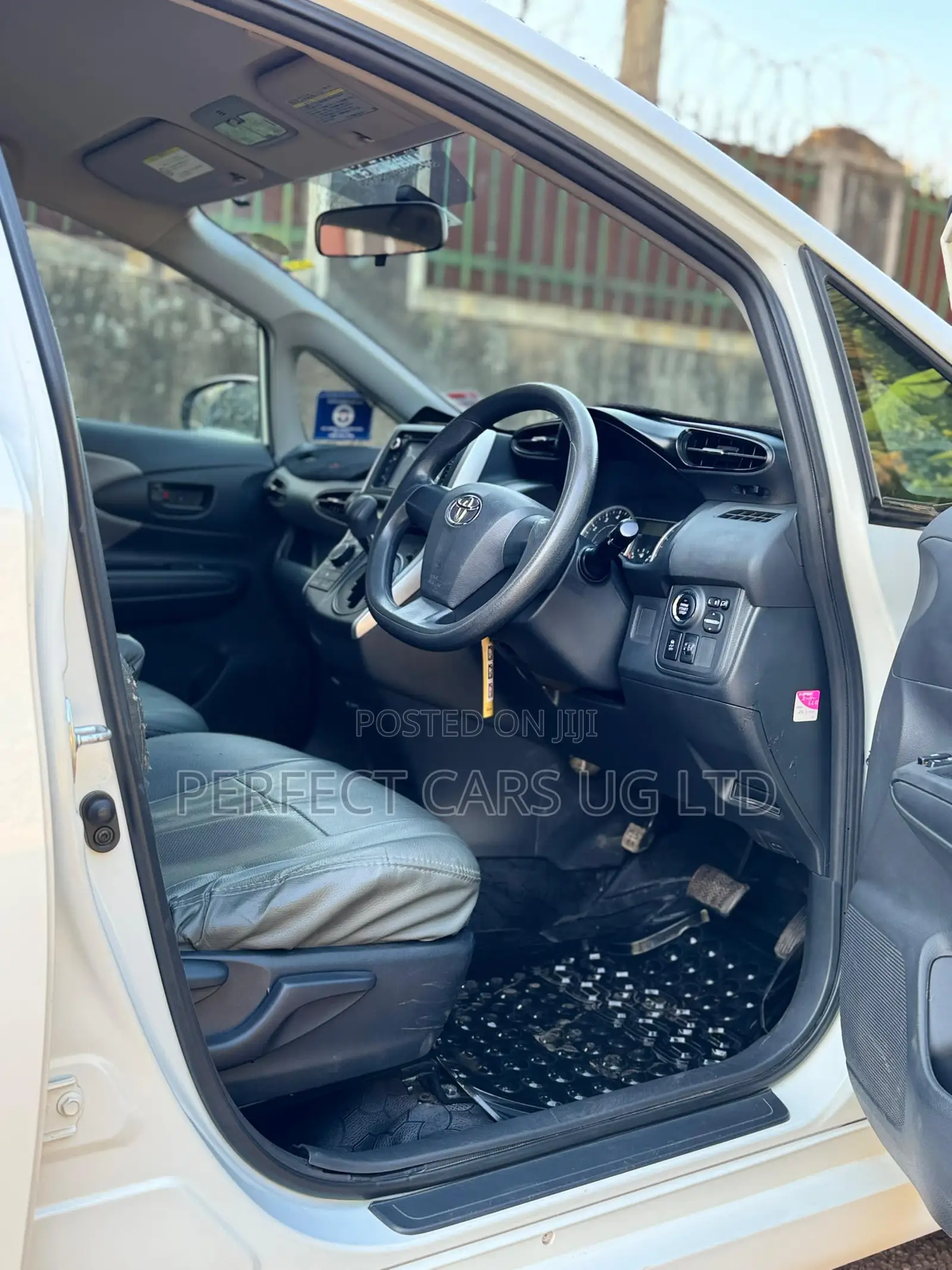 Toyota Wish 2010 Pearl
