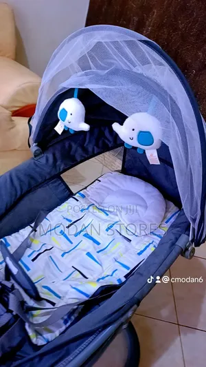 Photo - Baby Swing