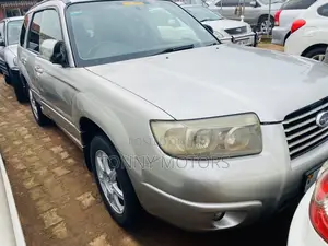 Photo - Subaru Forester 2006