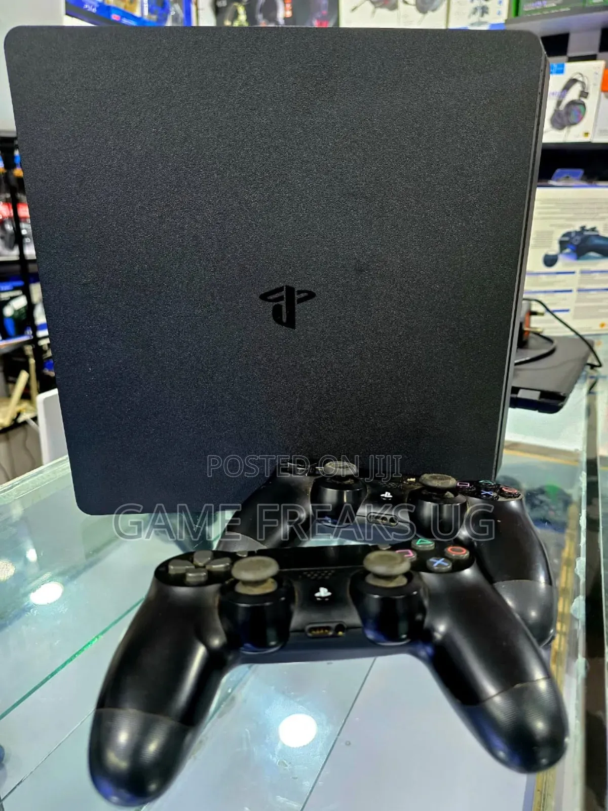 Play Station 4 With 500gb