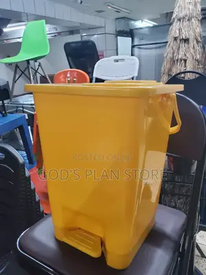 Plastic Dust Bins Plastic Dust Bins 20litres