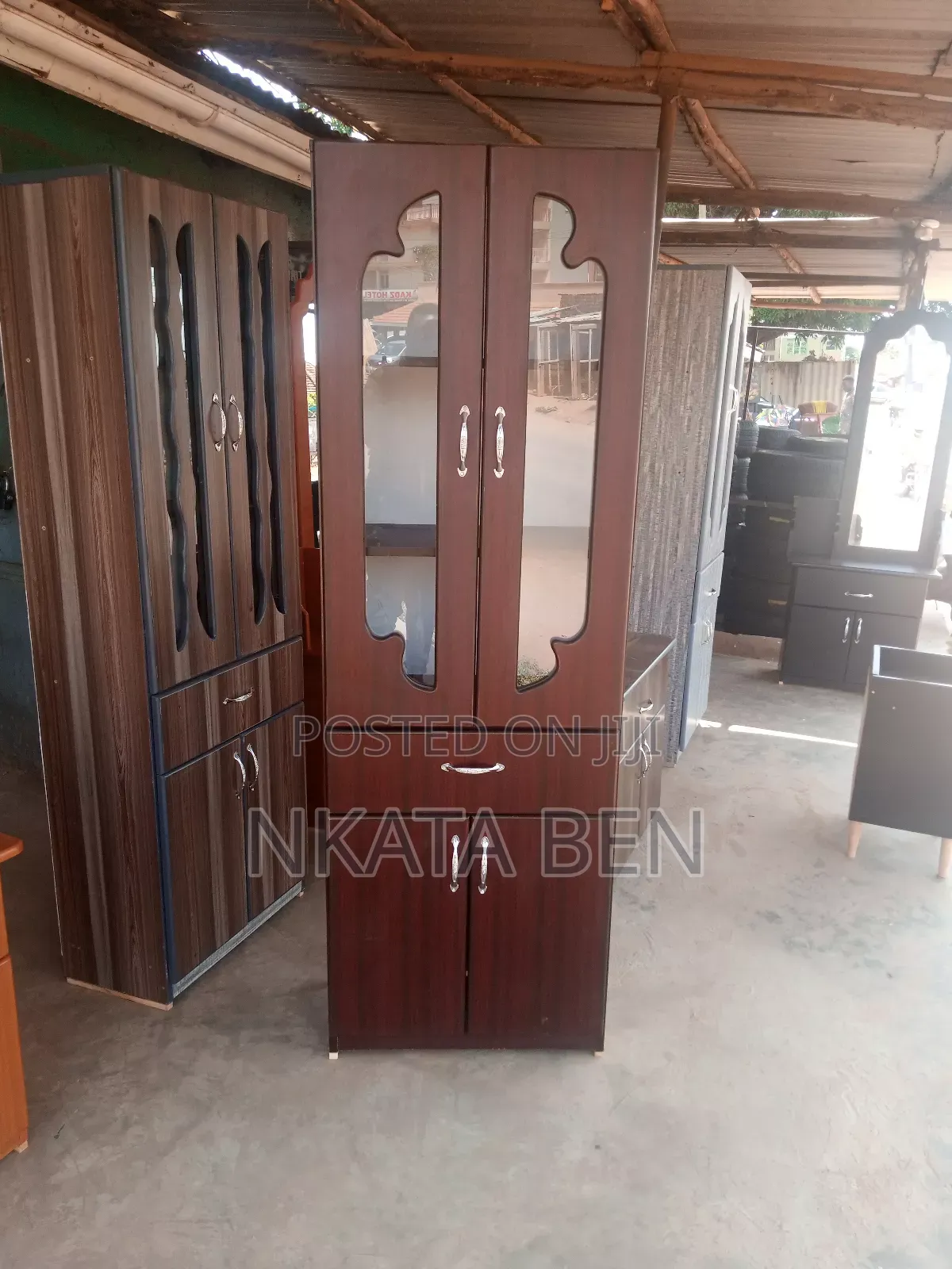 2*6 Etimp Sideboard