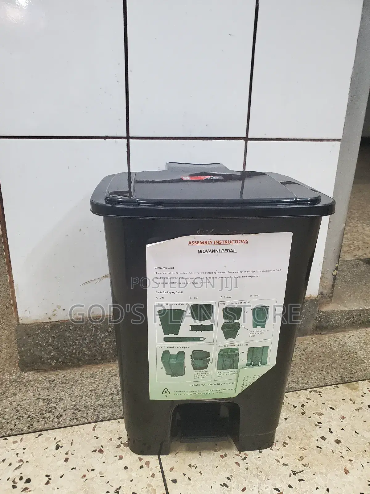 Indoor Plastic Dust Bins Plastic Dust Bins
