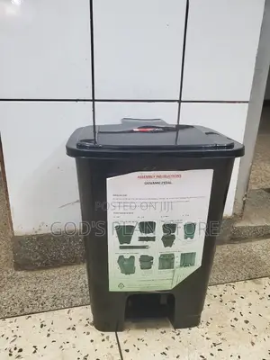 Indoor Plastic Dust Bins Plastic Dust Bins