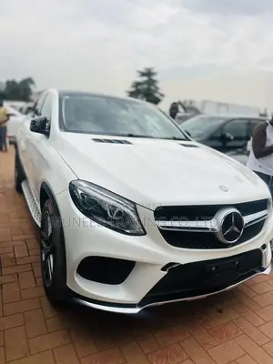 Mercedes-Benz GLE-Class GLE 350d 4MATIC 2017 White
