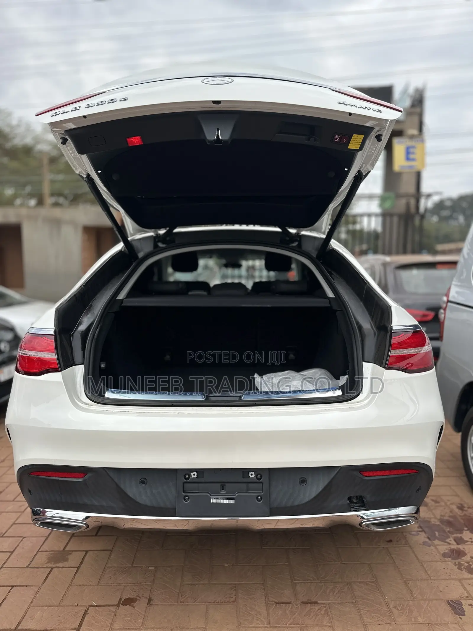 Mercedes-Benz GLE-Class GLE 350d 4MATIC 2017 White