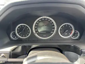 Mercedes-Benz E250 2010 Silver