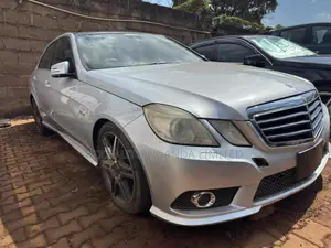 Mercedes-Benz E250 2010 Silver