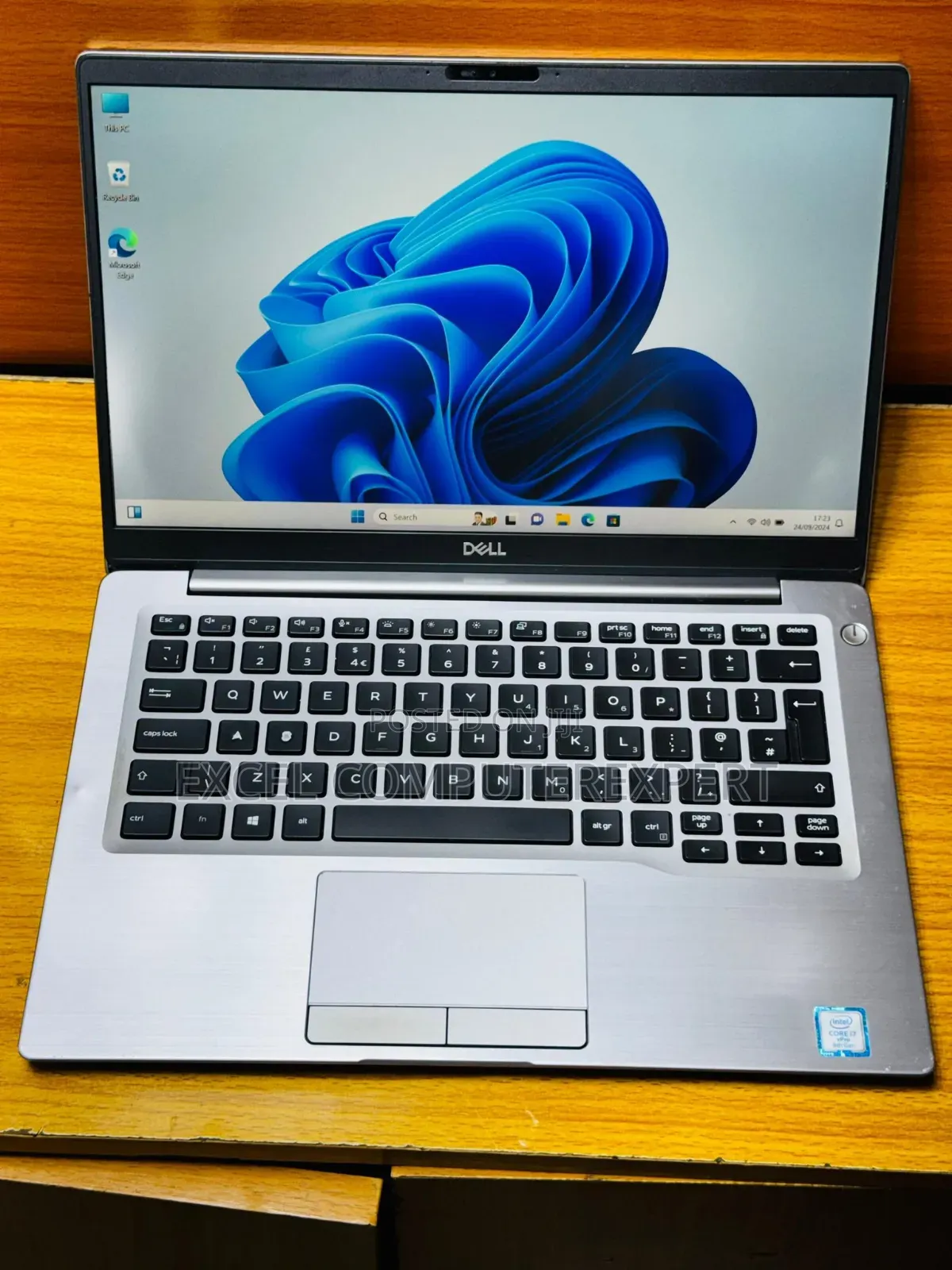 New Laptop Dell Latitude 7400 16GB Intel Core I7 SSD 512GB