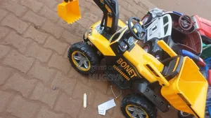 Photo - Rechargeable Kids Toy Car for Babies
