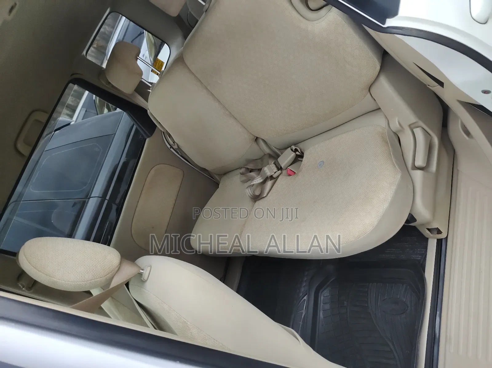 Toyota Sienta 2005 White