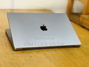 Laptop Apple MacBook Pro 2021 M1 32GB Apple M1 Max SSHD (Hybrid) 1T