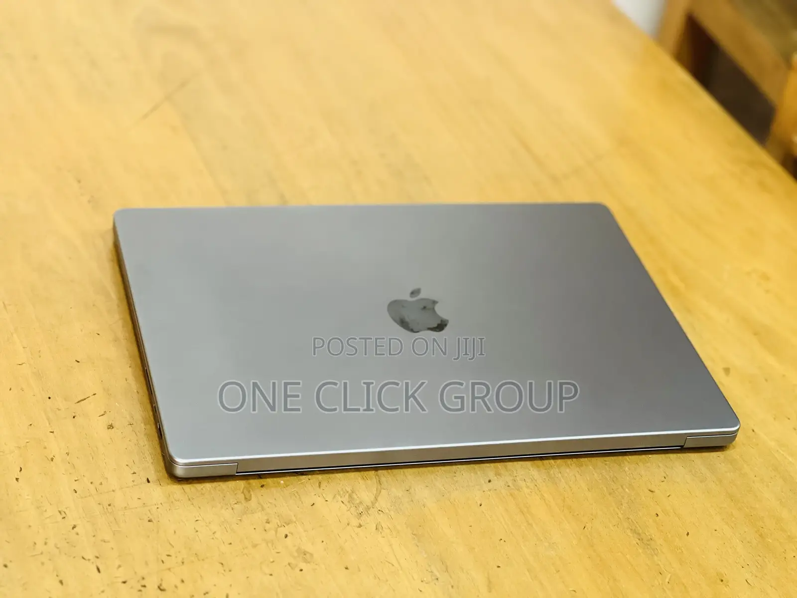 Laptop Apple MacBook Pro 2021 M1 32GB Apple M1 Max SSHD (Hybrid) 1T