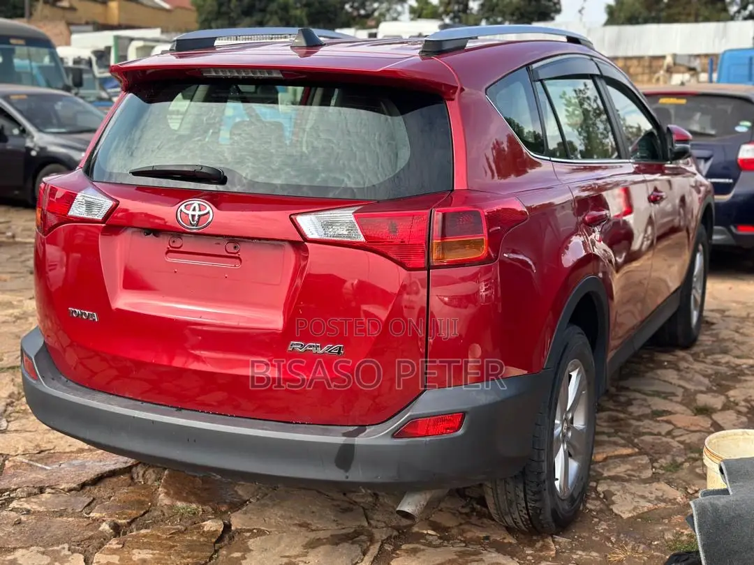 Toyota RAV4 2013 Red
