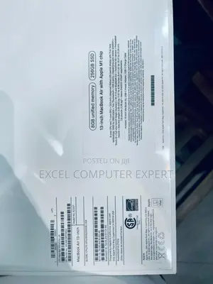 New Laptop Apple MacBook Air 2020 M1 8GB Apple M1 SSD 256GB