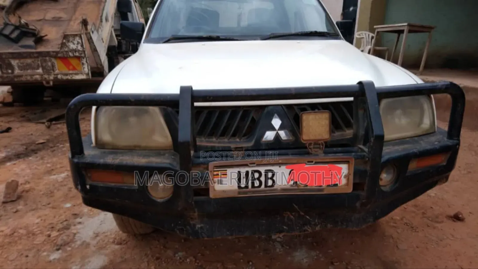 Mitsubishi L200 2005 White