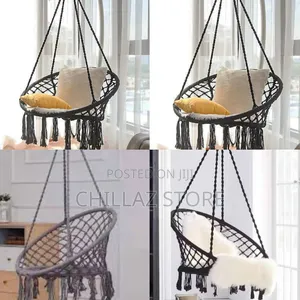 Round Hanging Outdoor Hammock.