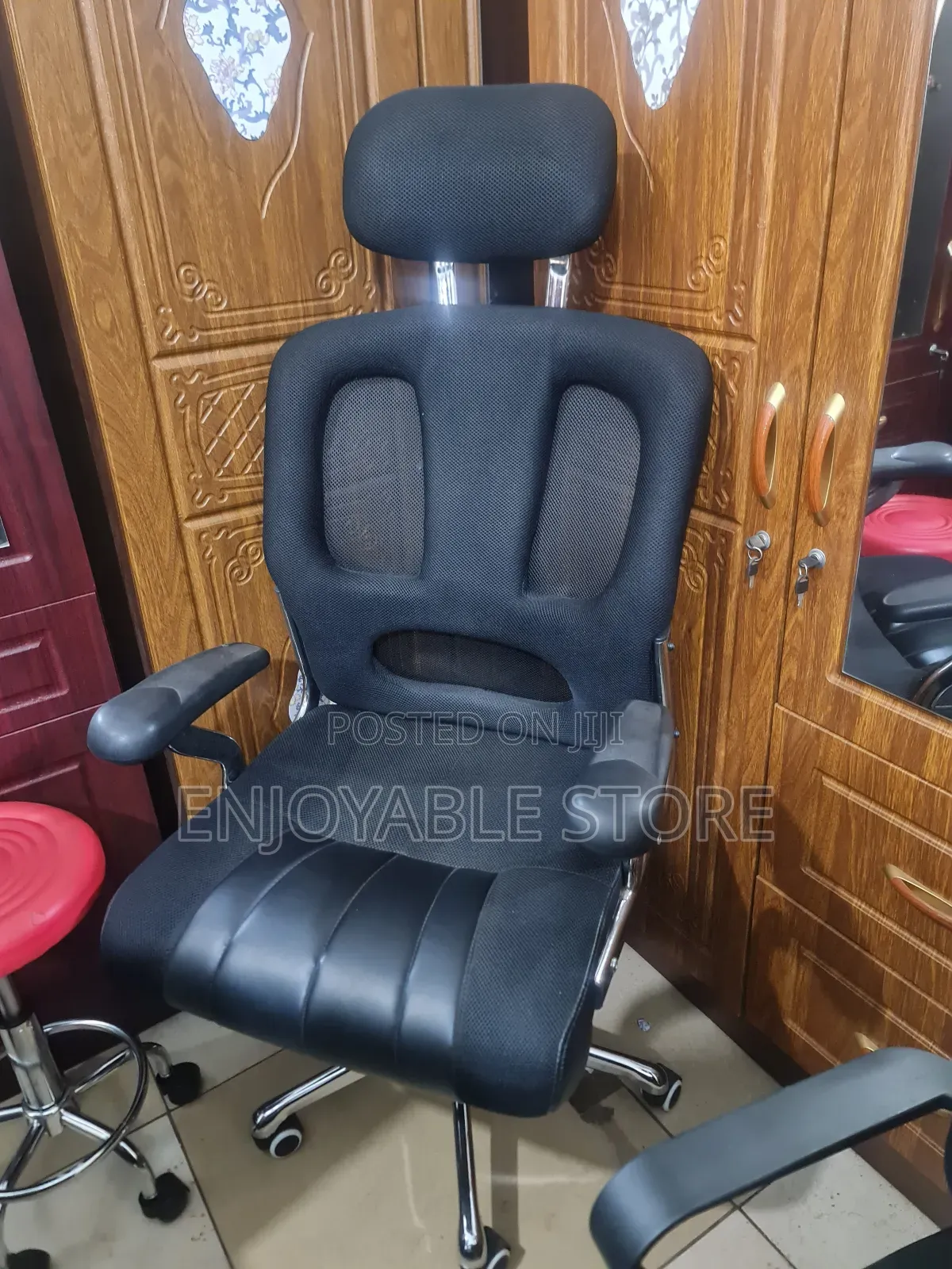 Malaysian Office Orthopedic Chair