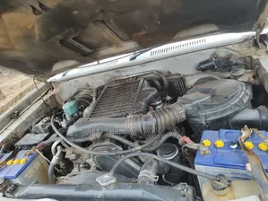 Toyota Land Cruiser Prado 2000 Silver
