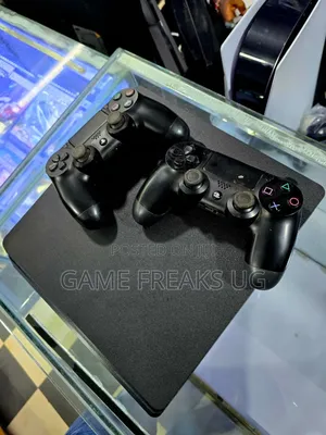 Ps4 Comes With 10 Games of Your Choice and 500gb