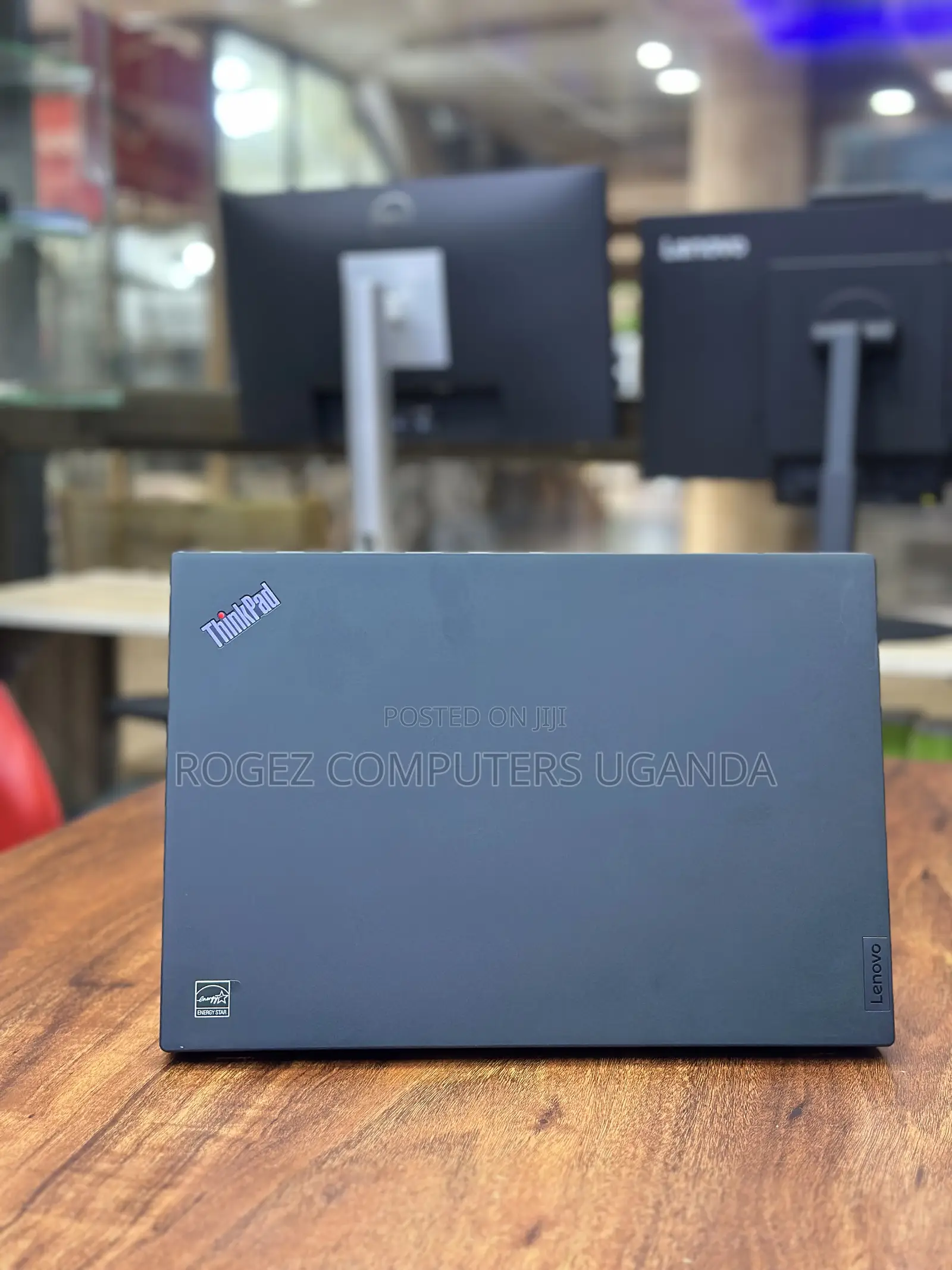 New Laptop Lenovo Thinkpad T490s 8GB Intel Core I5 SSD 256GB
