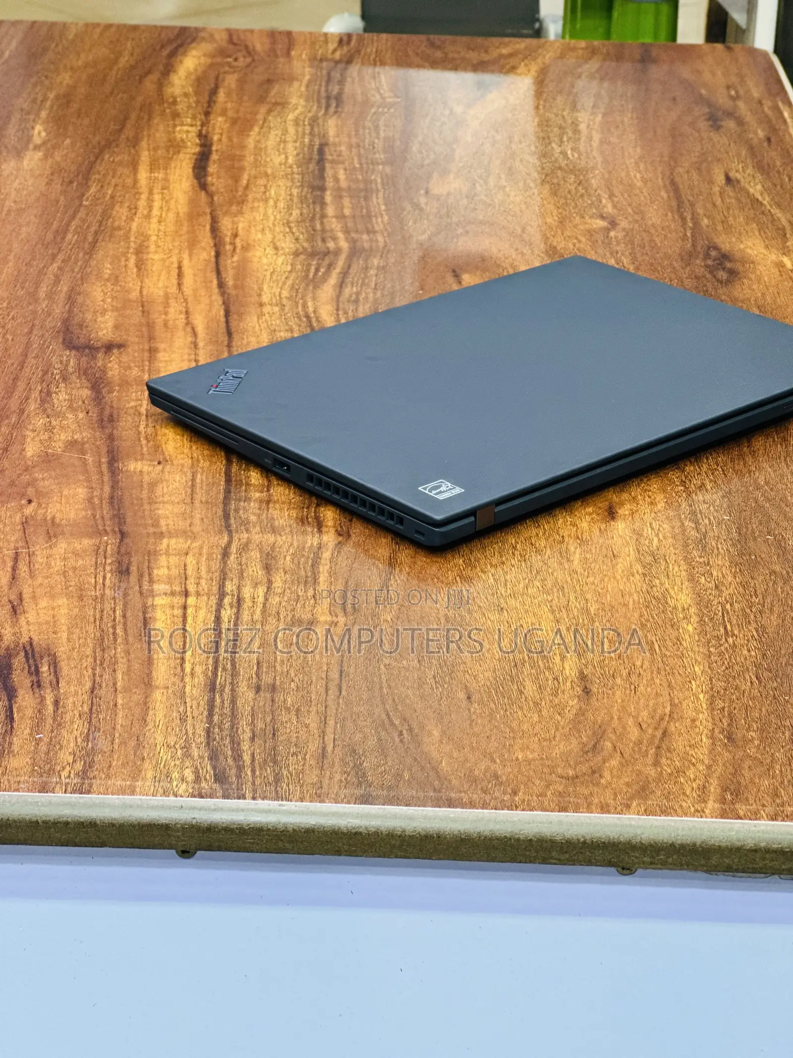 New Laptop Lenovo Thinkpad T490s 8GB Intel Core I5 SSD 256GB