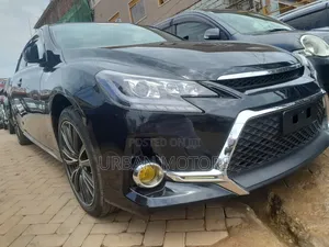 Photo - Toyota Mark X 2014 Black