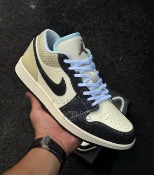 Jordan 1 Low Se Coconut Milk Black Muslin