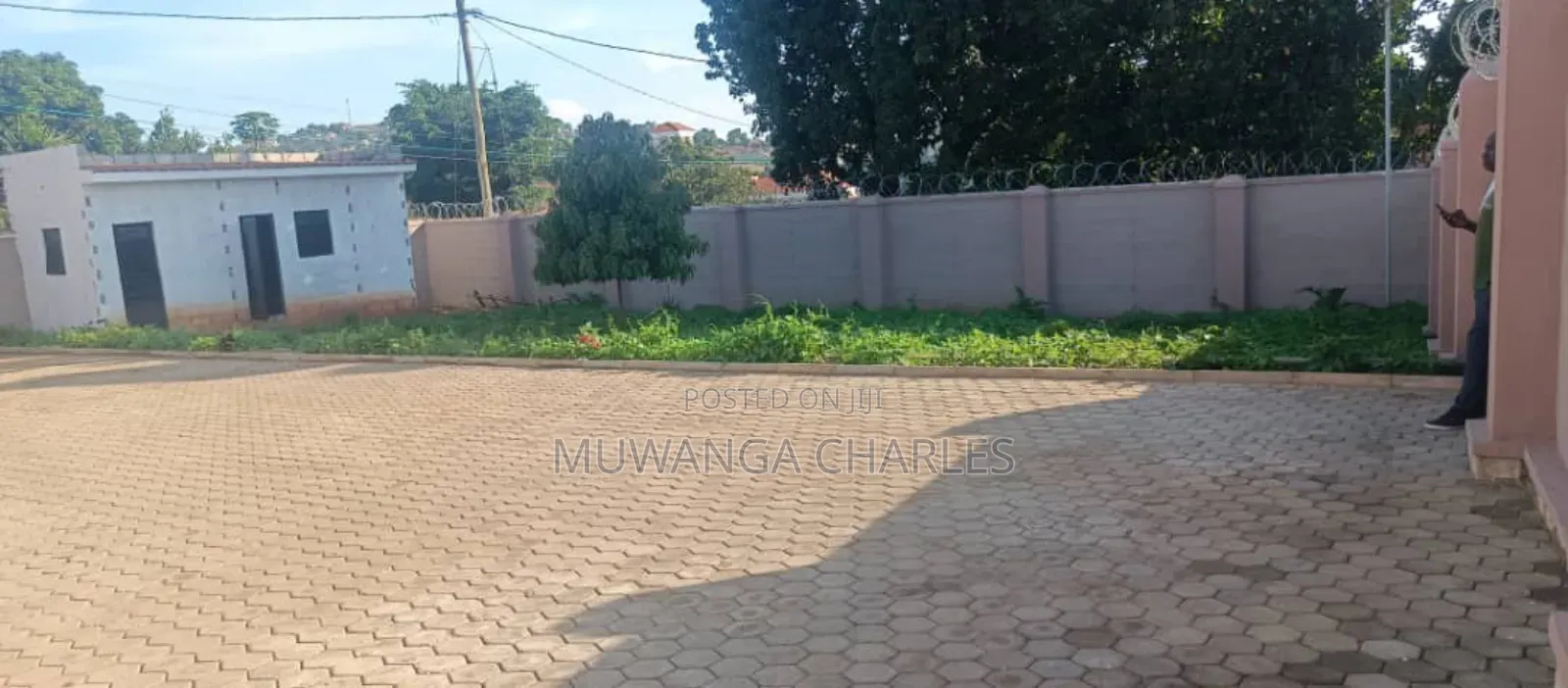 5bdrm Duplex in Fs Properties Ltd, Nakawa for rent