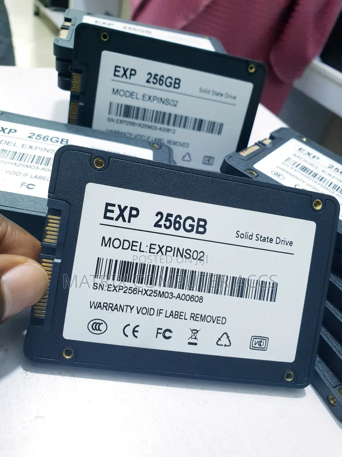 2.5 SSD 256gb