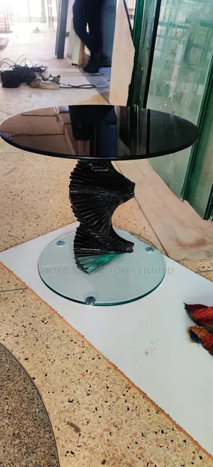 Black Spiral Round Table