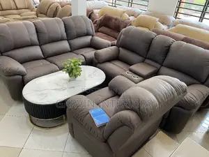 6seaters Fibre Chairs