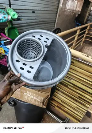 Plastic Mopping Bucket Plastic Mopping Bucket 10ltrs