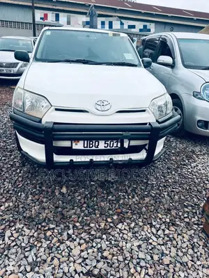 Toyota Probox 2016 Off white