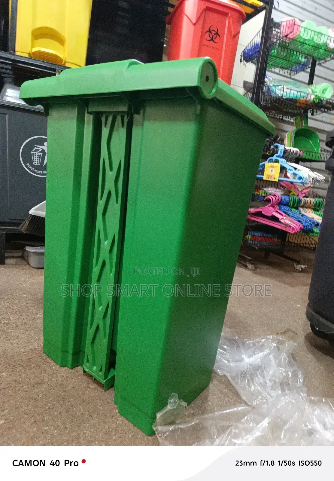 Step on Dust Bins 80ltrs Plastic