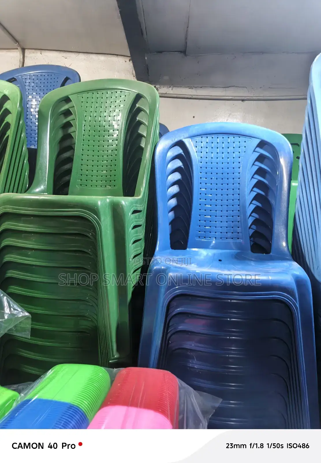 Dotted Plastic Chairs Plastic Chairs