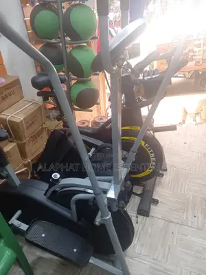 Elliptical Cross Trainer/Exercise Bike