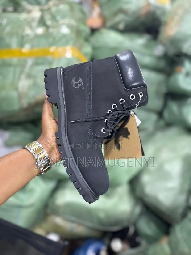 Black Timberland Shoes