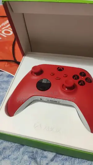 All the Xbox Controllers