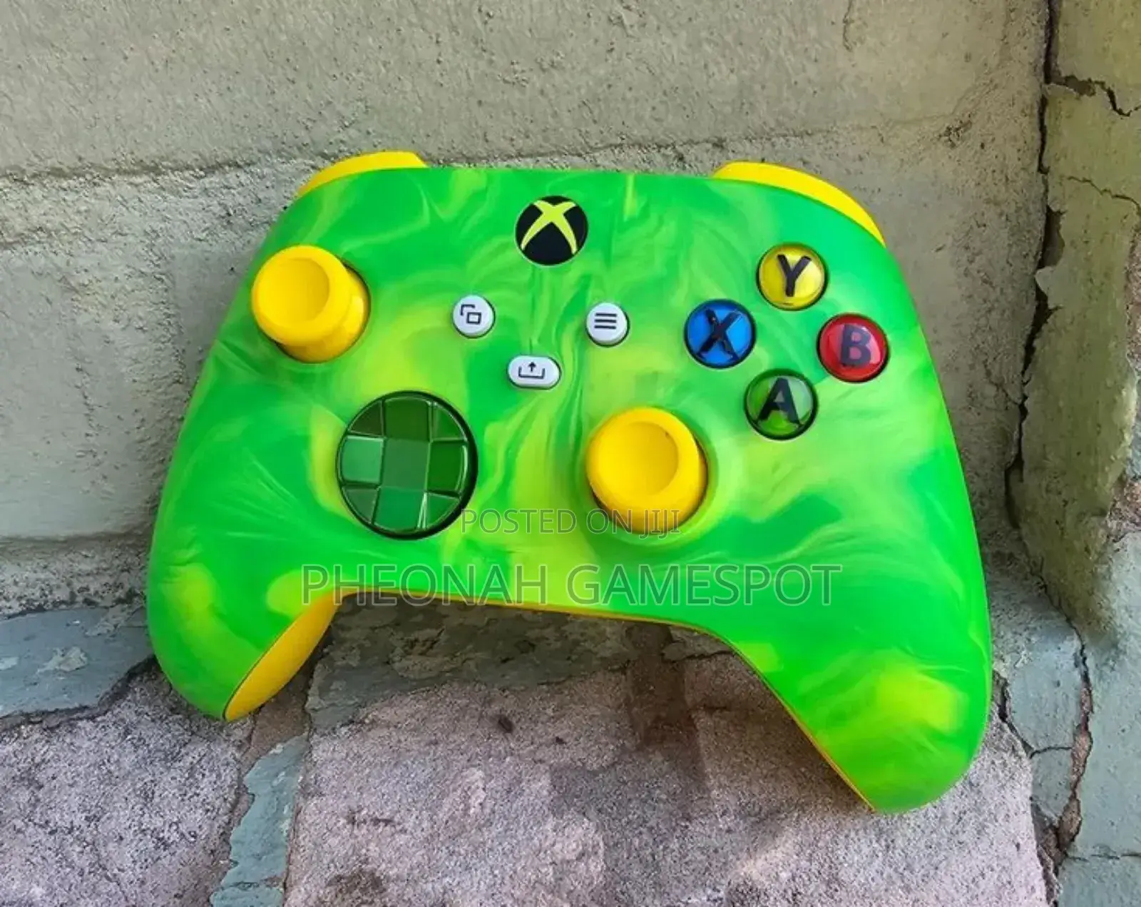 All the Xbox Controllers
