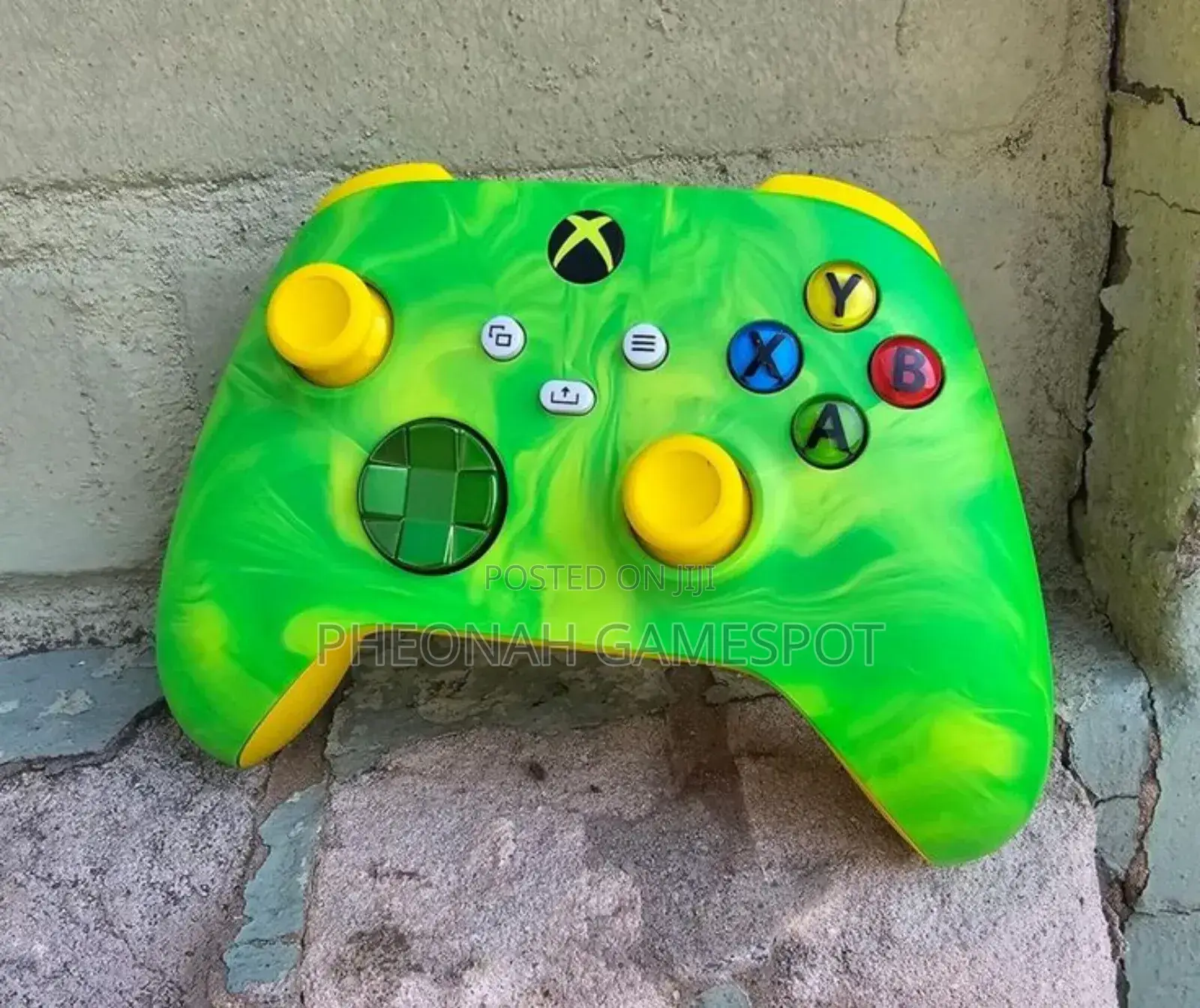 All the Xbox Controllers