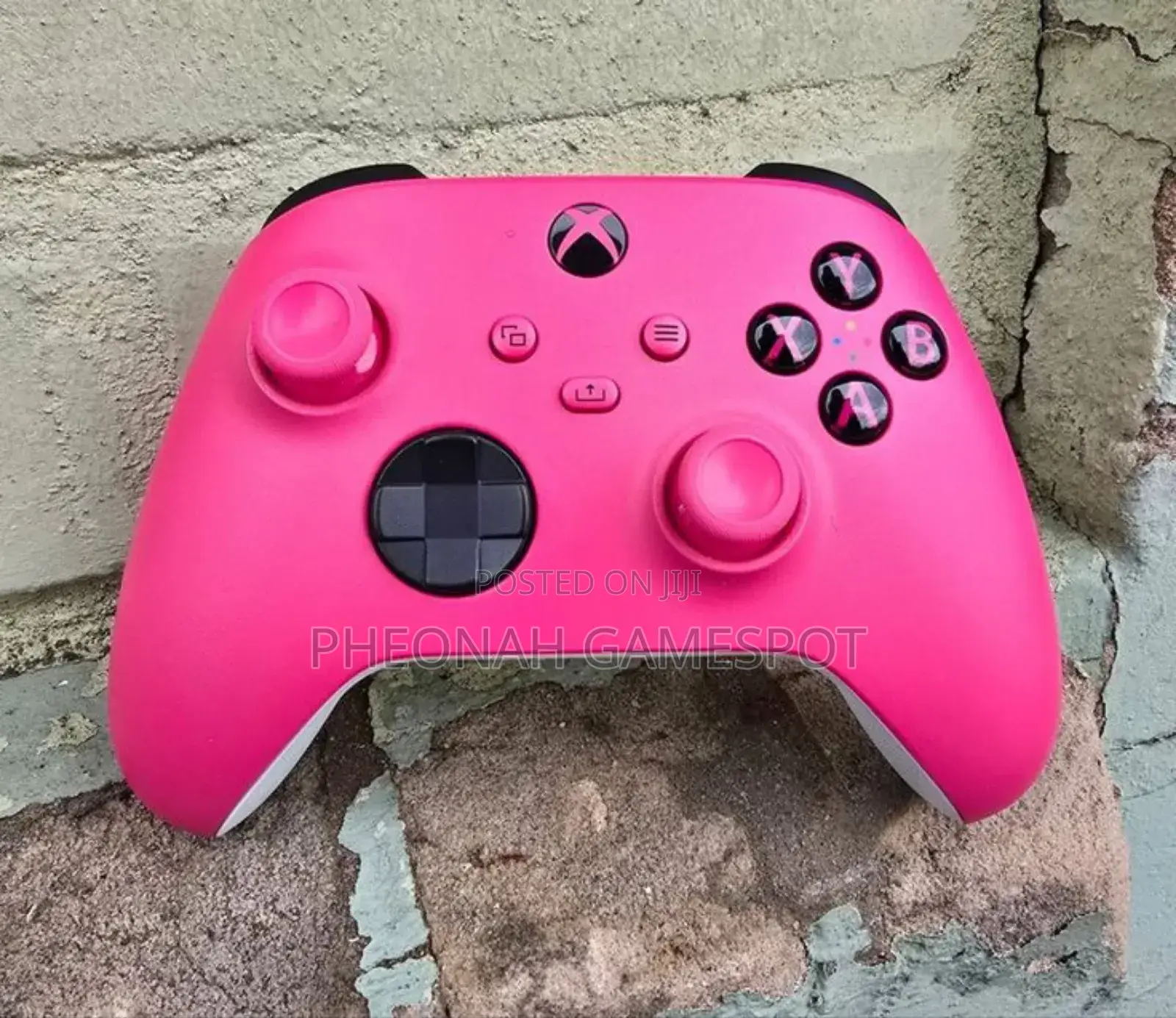 All the Xbox Controllers