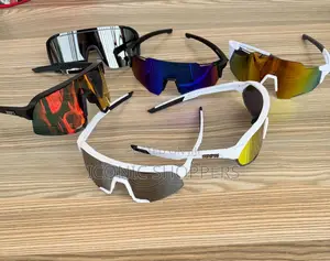 Photo - Fashionable Tinted Glasses