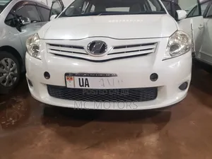 Toyota Auris 2009 White